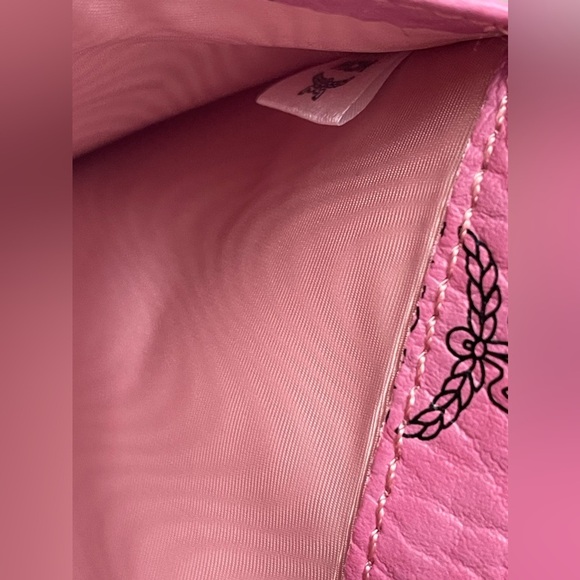 MCM GWP VIP Envelope Clutch Pink w/unbranded Chain⭐️LiKE NEW⭐️💯AuThEnTiC - Picture 8 of 13